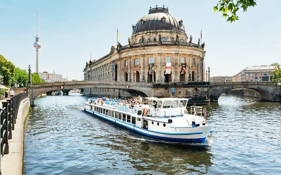 Berlín: tour de la ciudad de 1 hora en barco con plazas garantizadas